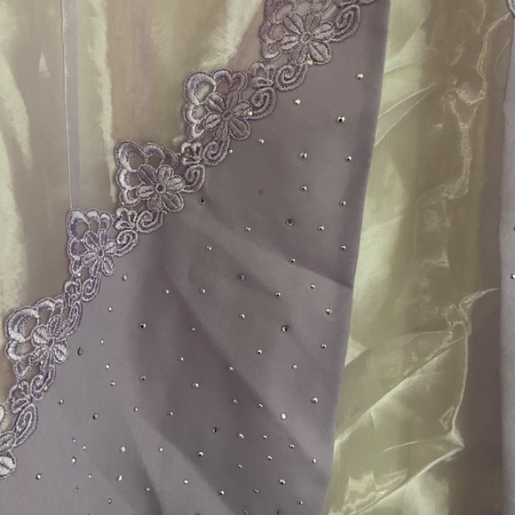 Sheer Elegant Jacket - Picture 5 of 6